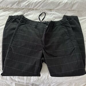Men's Black & Grey Plaid Pants by Le 31